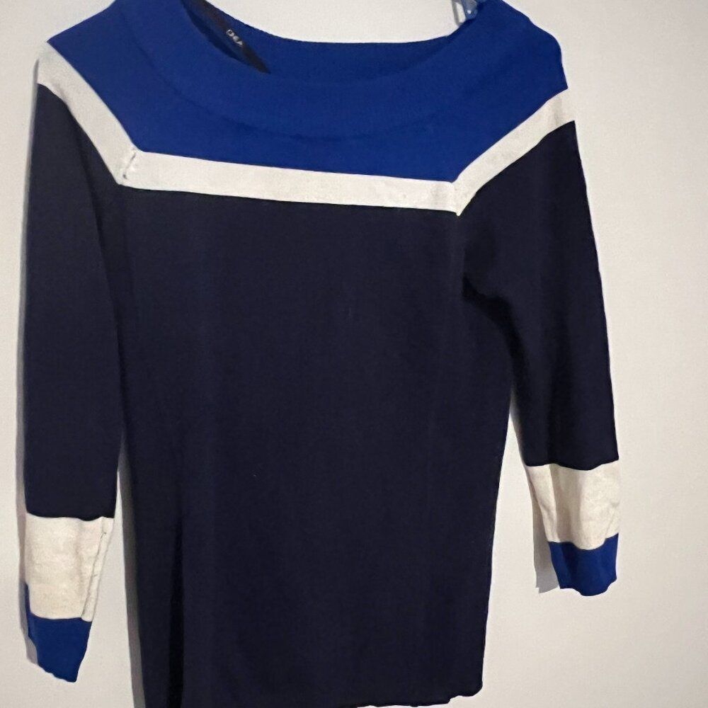 Onea small blue sweater